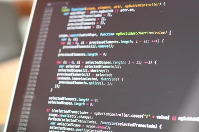 Methods for Creating Dynamic Web Pages with Laravel